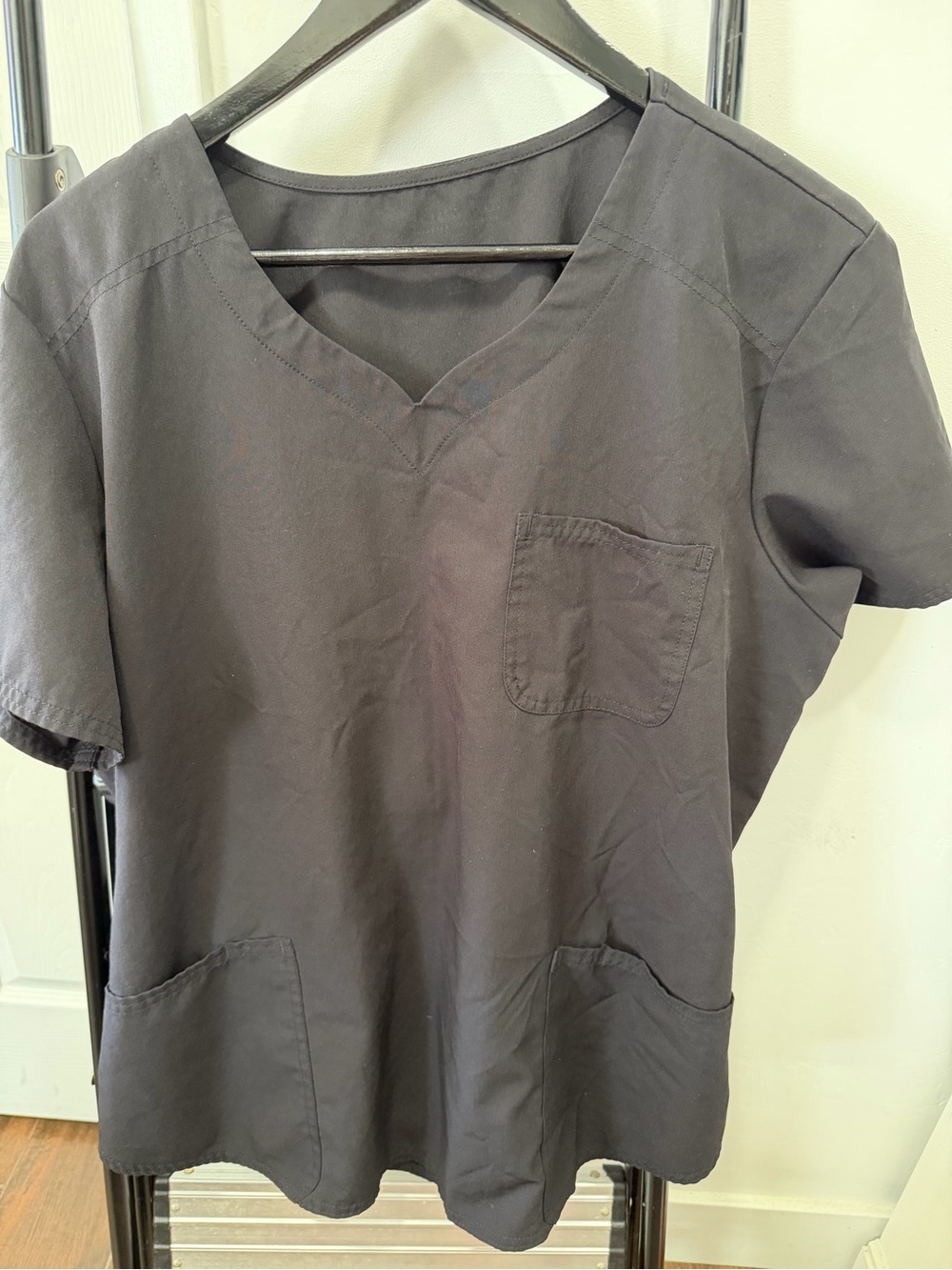 Men's V-Neck Short Sleeve Scrub Top in Charcoal